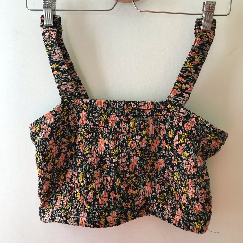 AE scrunchy tank